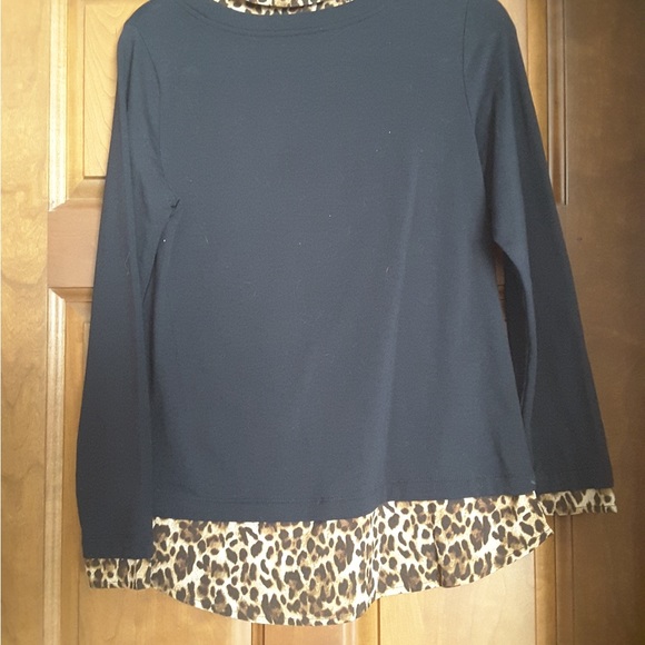 QVC ISAAC MIZRAHI leopard blouse - Picture 3 of 3